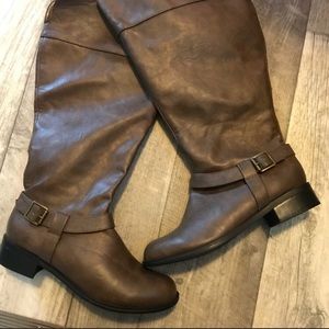 NEW POST. Size 9 wide calf boots for sale!